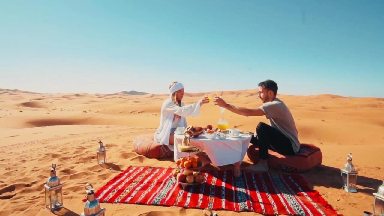 Berber & Camel Trek Hotel Merzouga Exterior photo